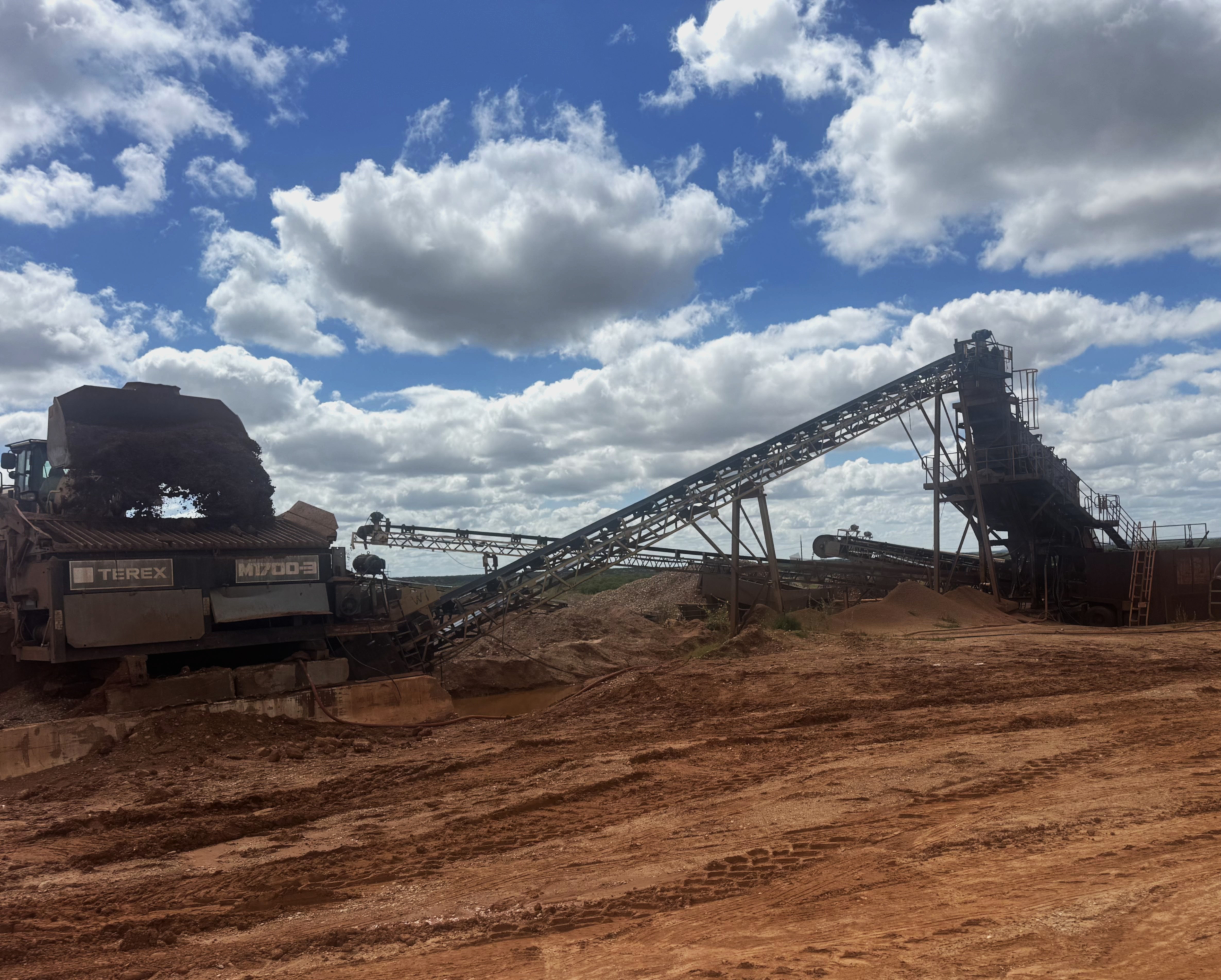 Heavy machinery at a Black Diamond Aggregates quarry facility